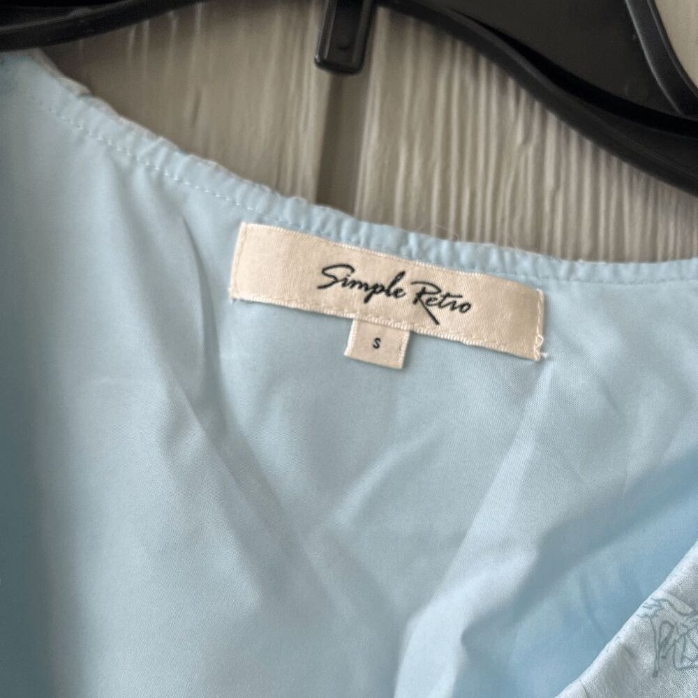 Simple Retro Ballet Wrap Top – Blue Ruffle Blouse with Lining – Size Small - Picture 3 of 10